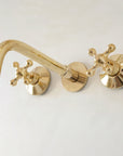 Wall Mounted Bath Brass Faucet