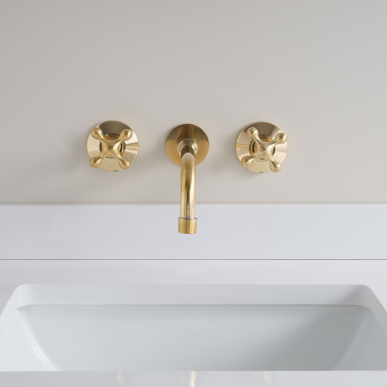 Wall Mounted Bath Brass Faucet - BRS1