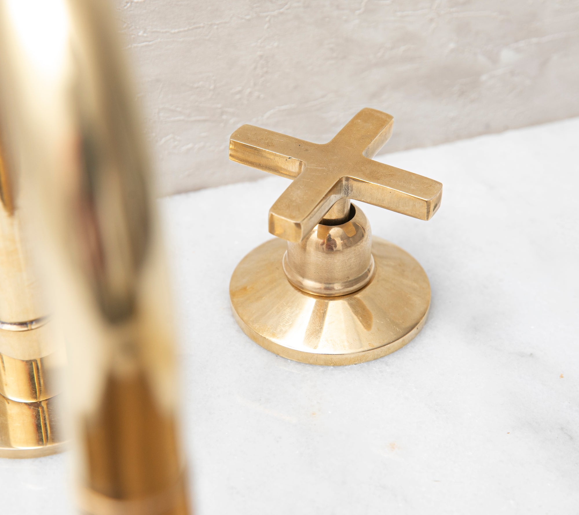 Brass Bathroom Faucets | Deck Mount Faucet | Brasslik