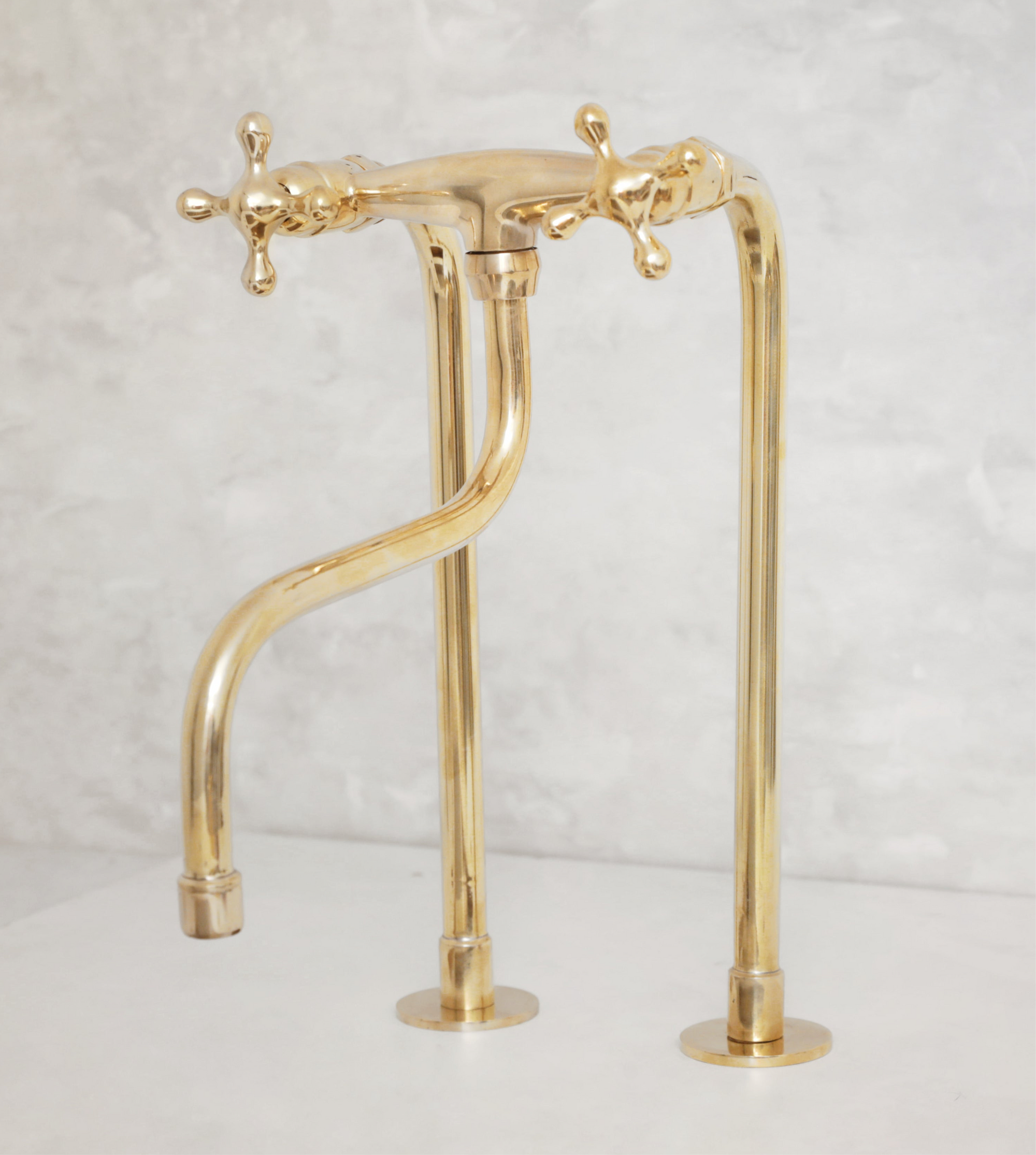 Elephant Trunk Spout Brass Kitchen Faucet