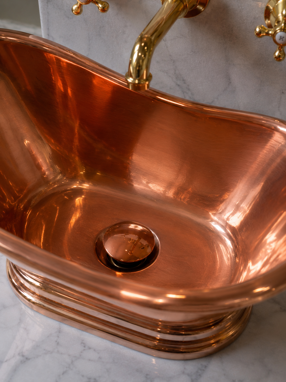 Copper Vessel Sink - Bathtub Style