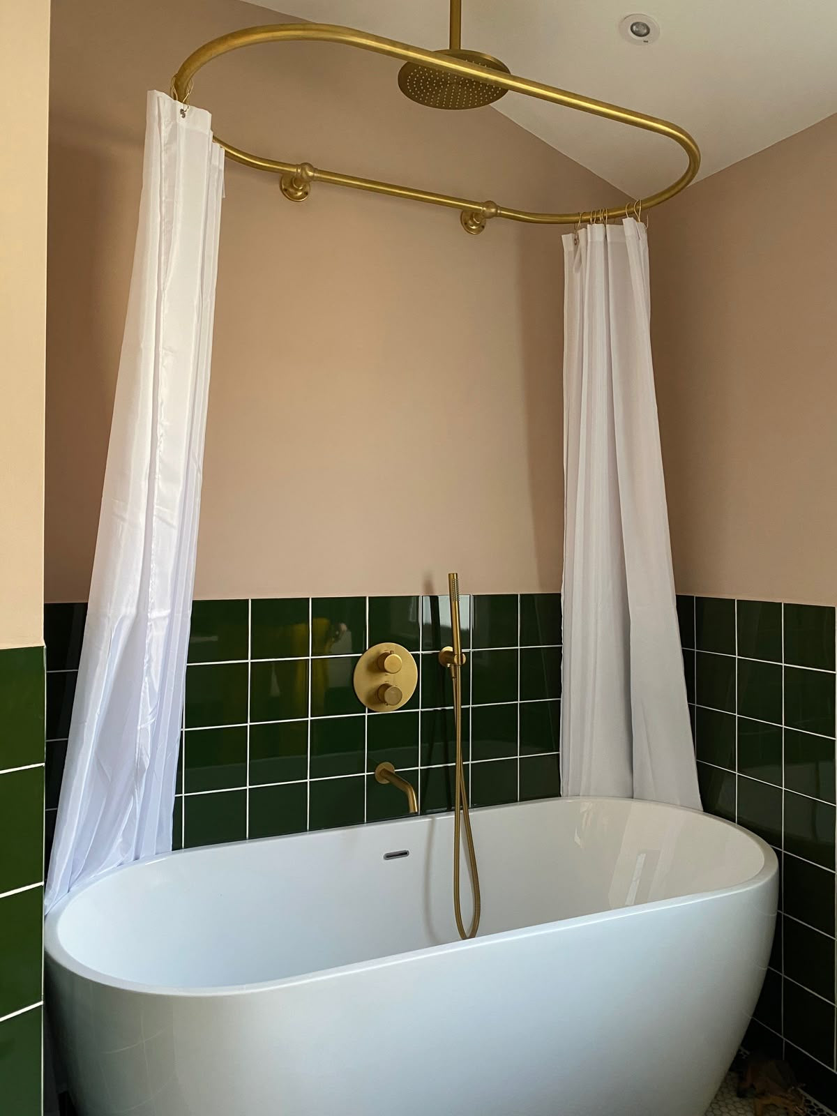 Brass Shower Curtain Rod, Bath Rail for Shower Covering