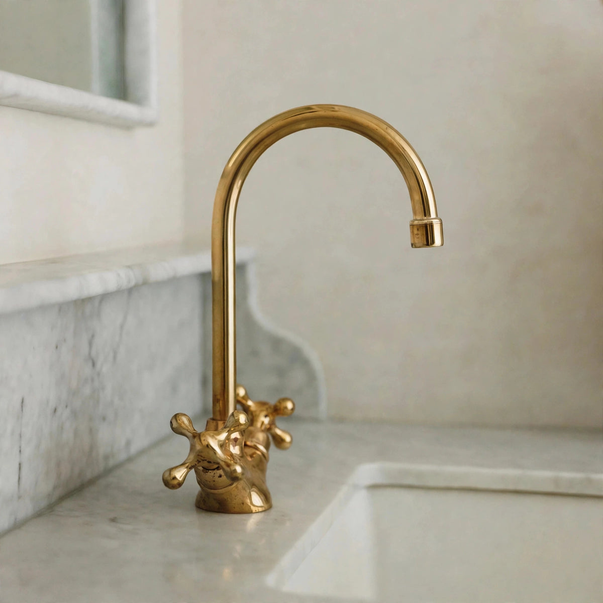 Wenston Single Hole Faucet - Unlacquered Brass