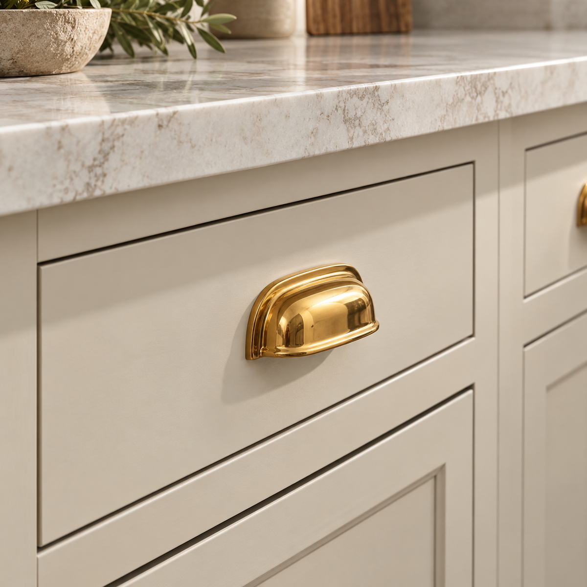 Beverly Cabinet Pull | Solid Unlacquered Brass