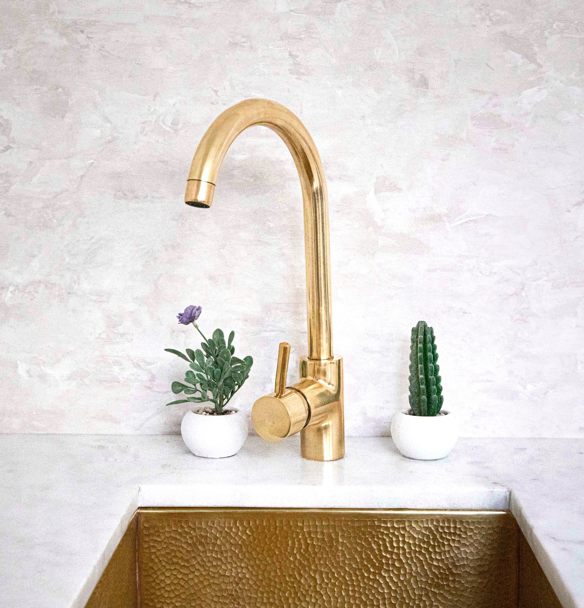 Single Hole Basin Faucet | Brass Basin Faucet | Brasslik