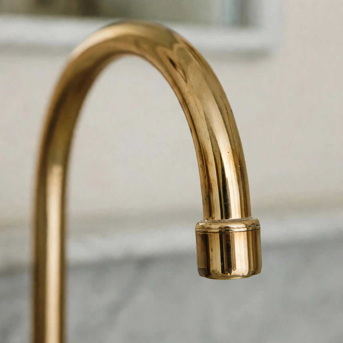 Wenston Single Hole Faucet - Unlacquered Brass