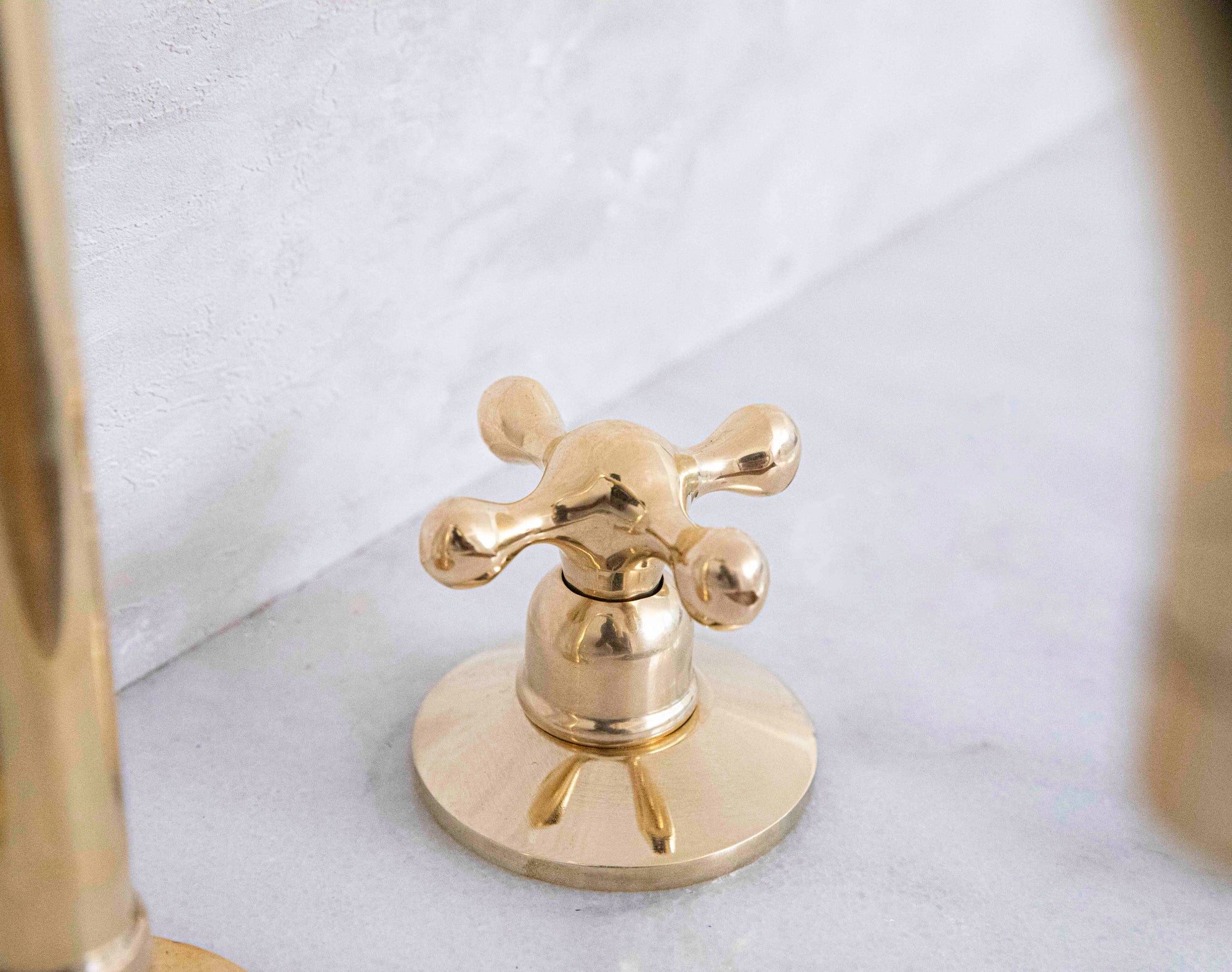 Brass Bathroom Faucets | Deck Mount Faucet | Brasslik