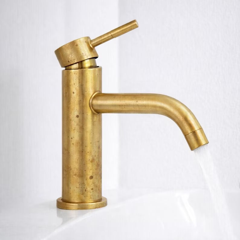 Berlin single-hole unlacquered brass bathroom faucet