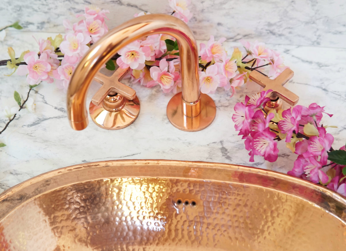 Solid brass copper-finish faucet for bathroom sinks
