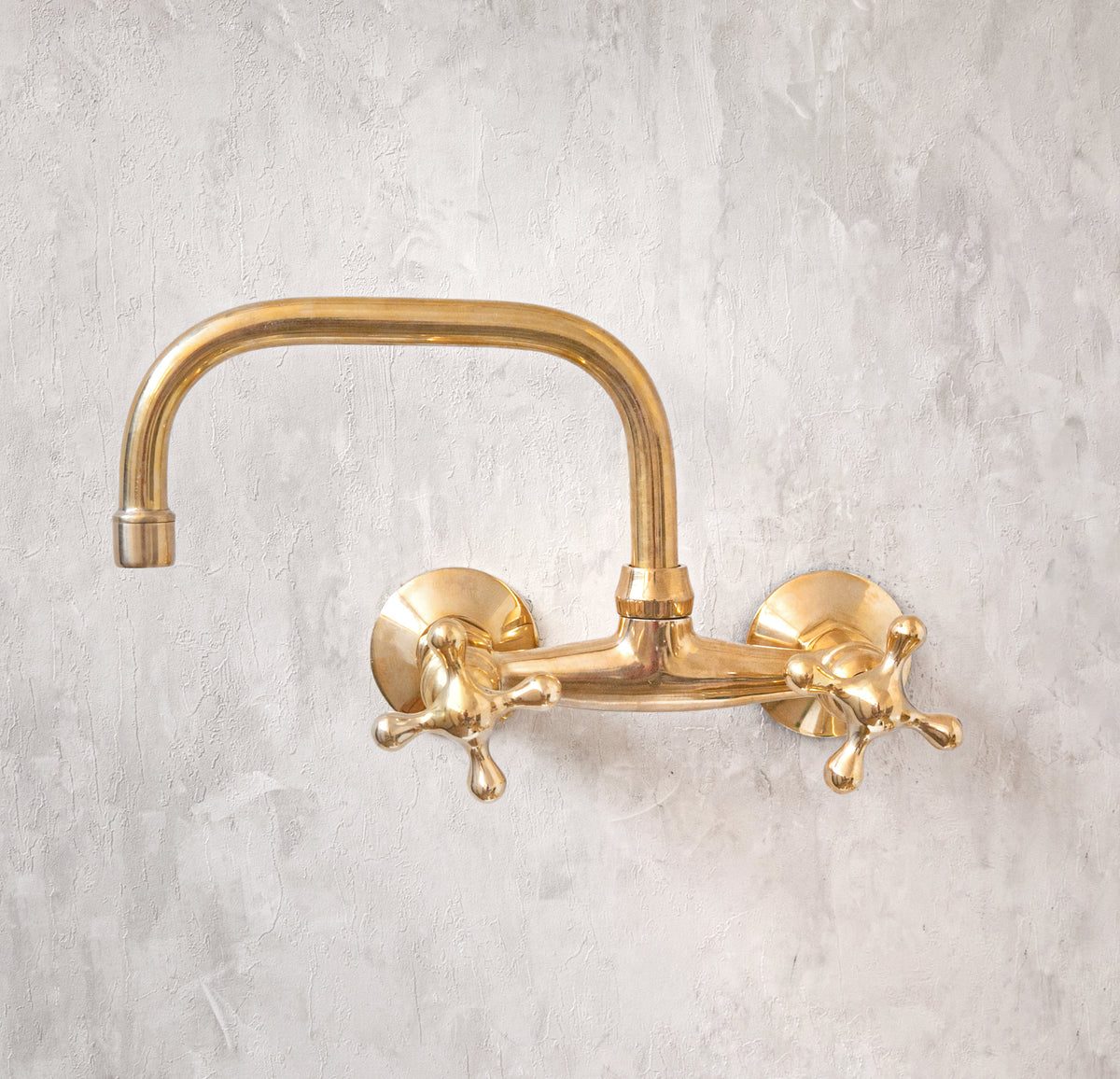Solid brass Da Frico wall mount faucet by Brasslik
