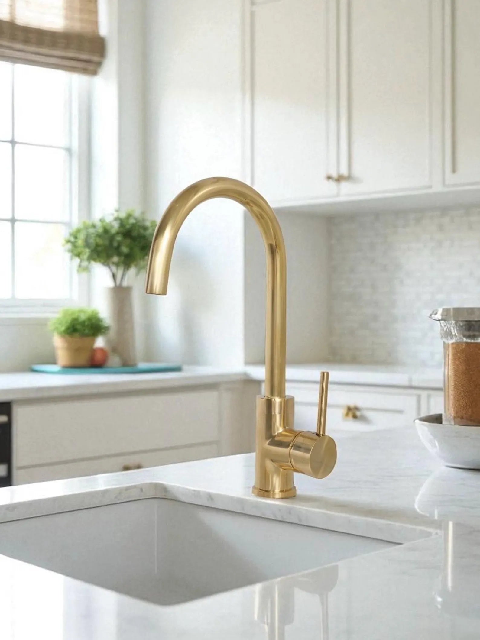 Unlacquered Brass Basin Faucet