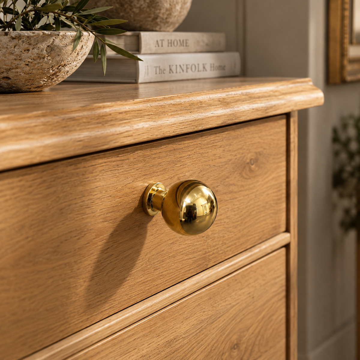 Snyder solid brass round cabinet knob by Brasslik