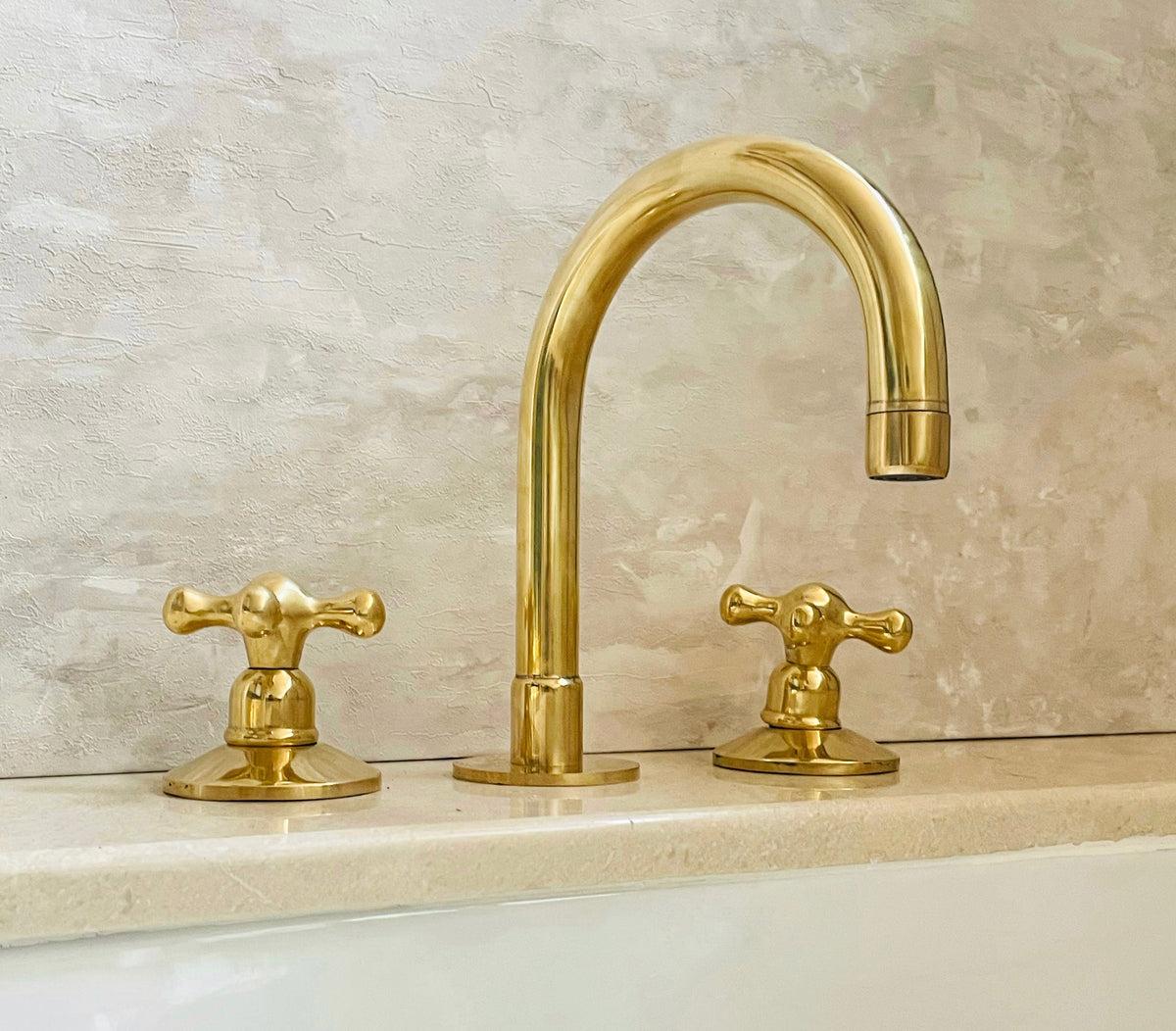 Unlacquered brass 3-hole deck mounted bathroom faucet