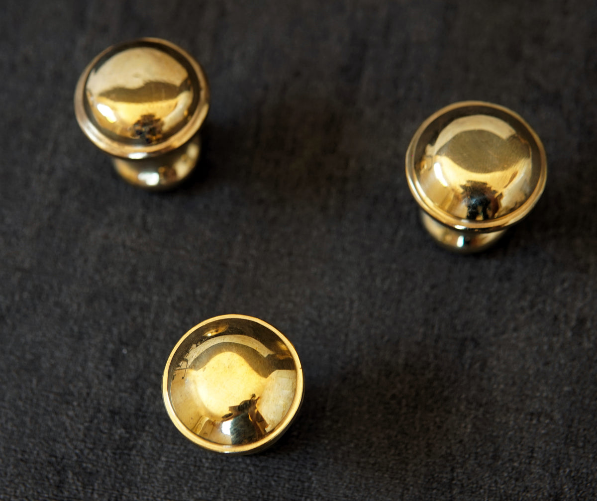 Unlacquered brass knob set for kitchen cabinets