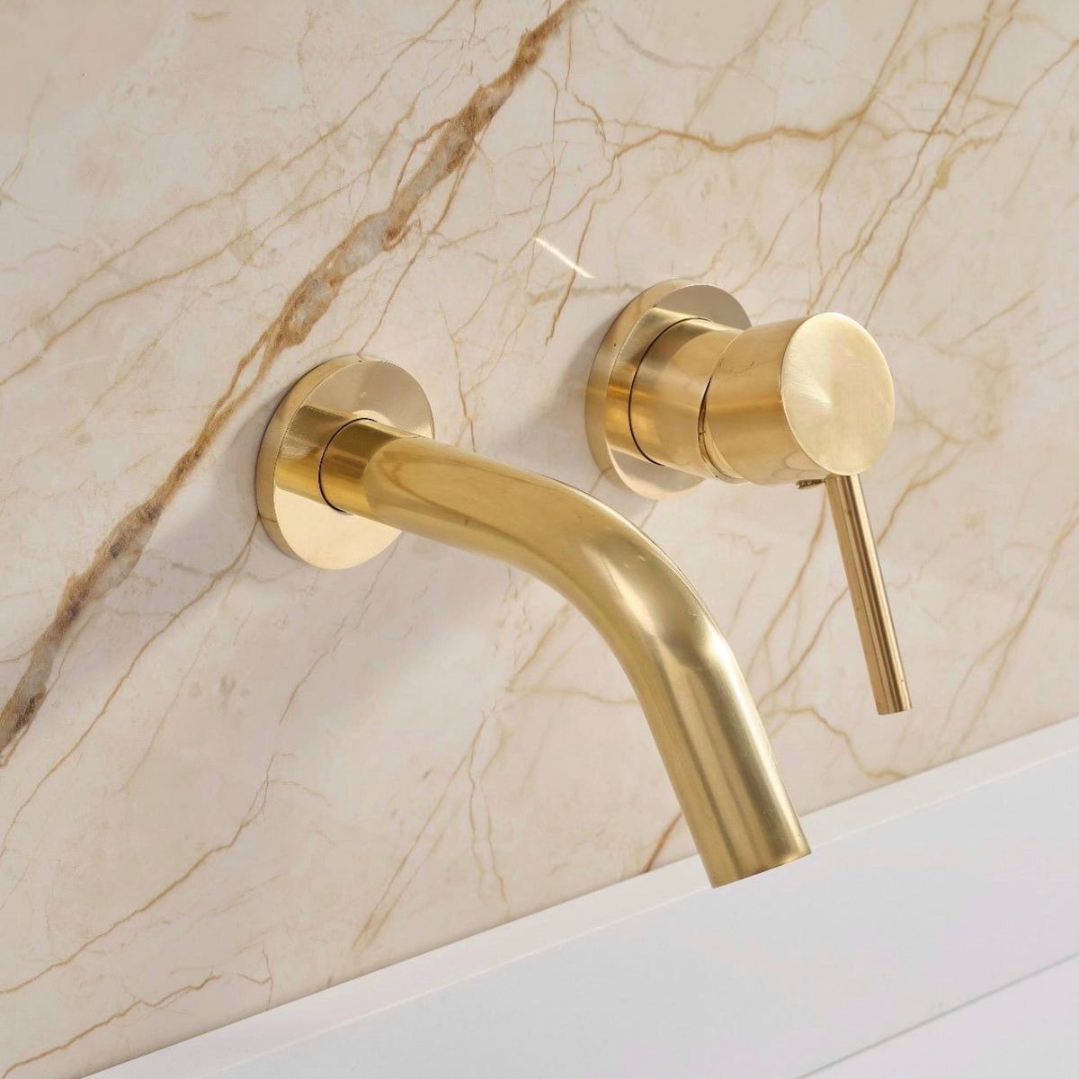 Single handle wall mounted brass sink tap