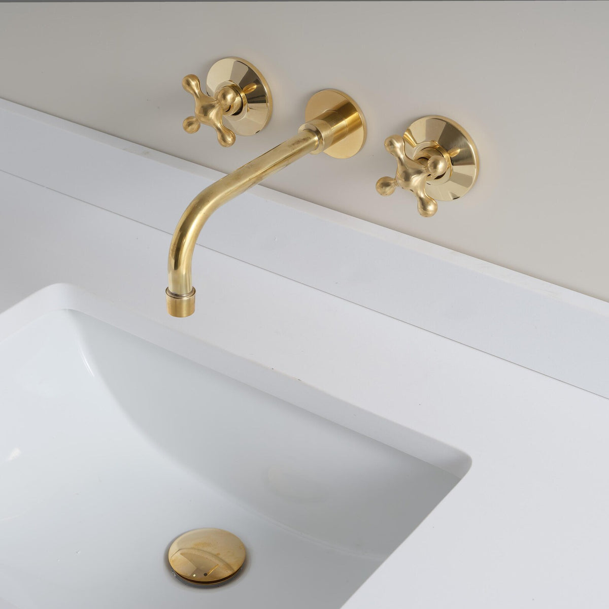 Wall mounted bath brass faucet, model BRS1