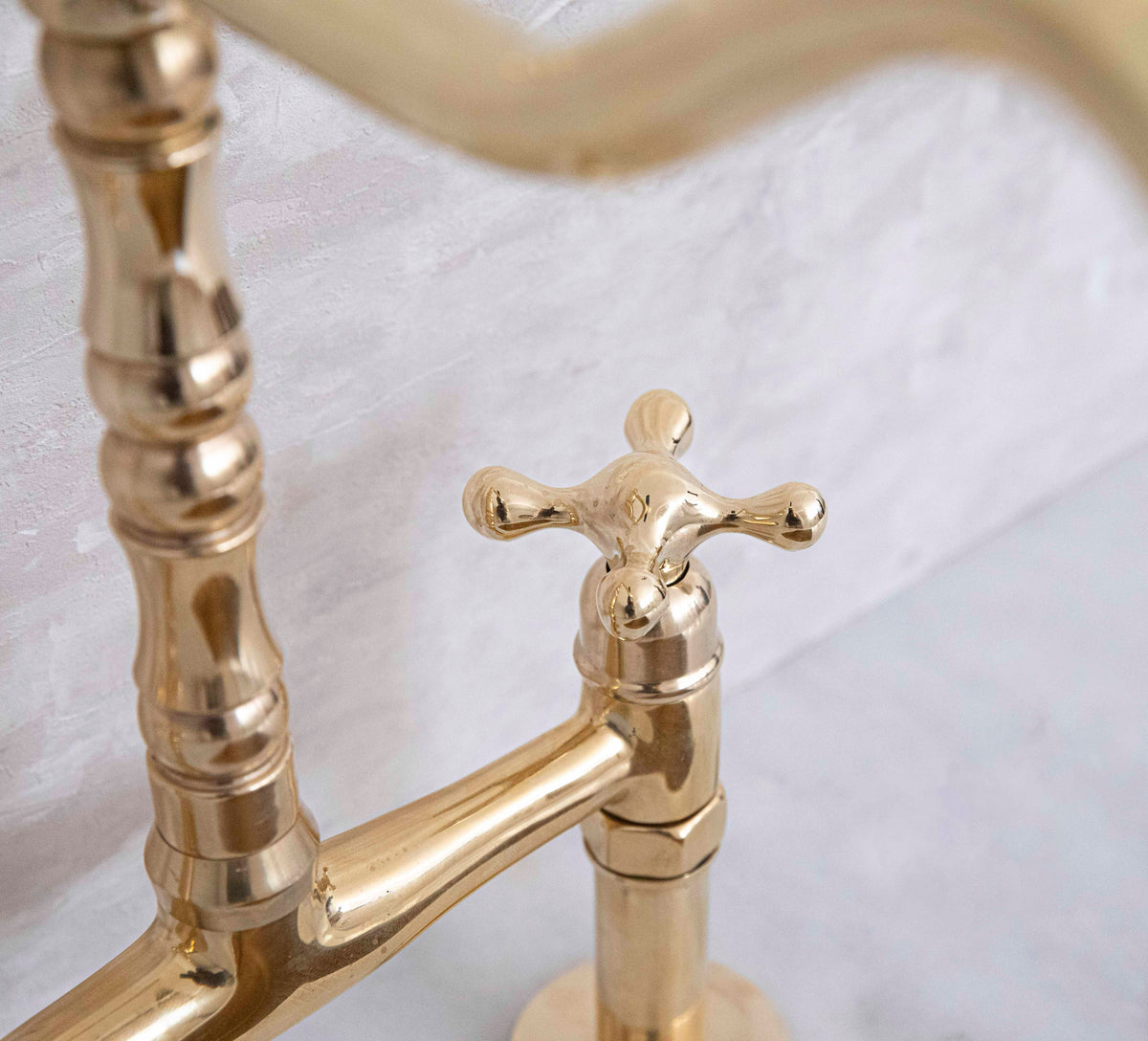 Solid brass Westminster bridge faucet, 17.5 inch tall